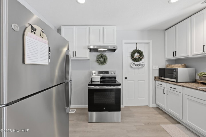 913 Bartlett Avenue, Elizabeth City, NC 27909 — photo 16