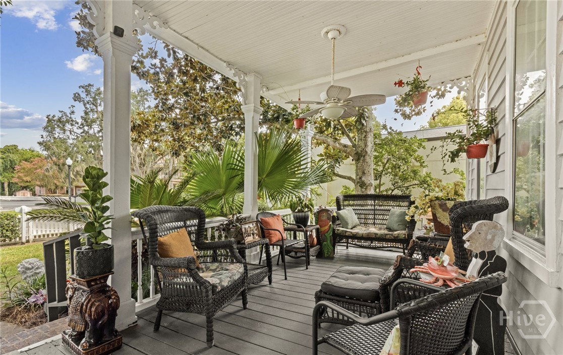 209 Osborne Street — photo 3