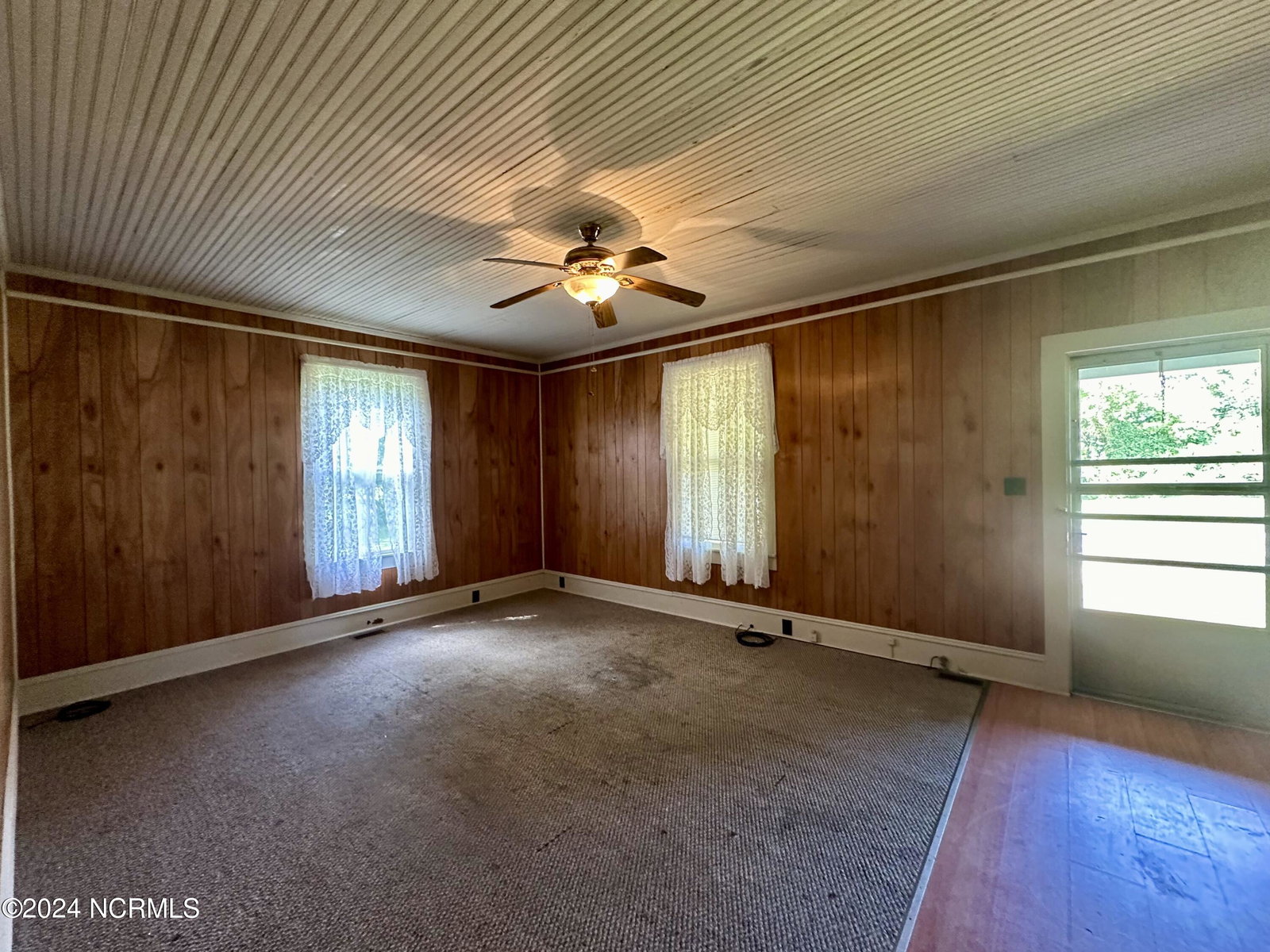 114 Rhodes Avenue, Windsor, NC 27983 — photo 4