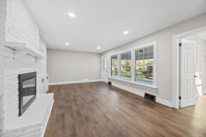 1401 Greenville Boulevard SE, Greenville, NC 27858 — photo 4