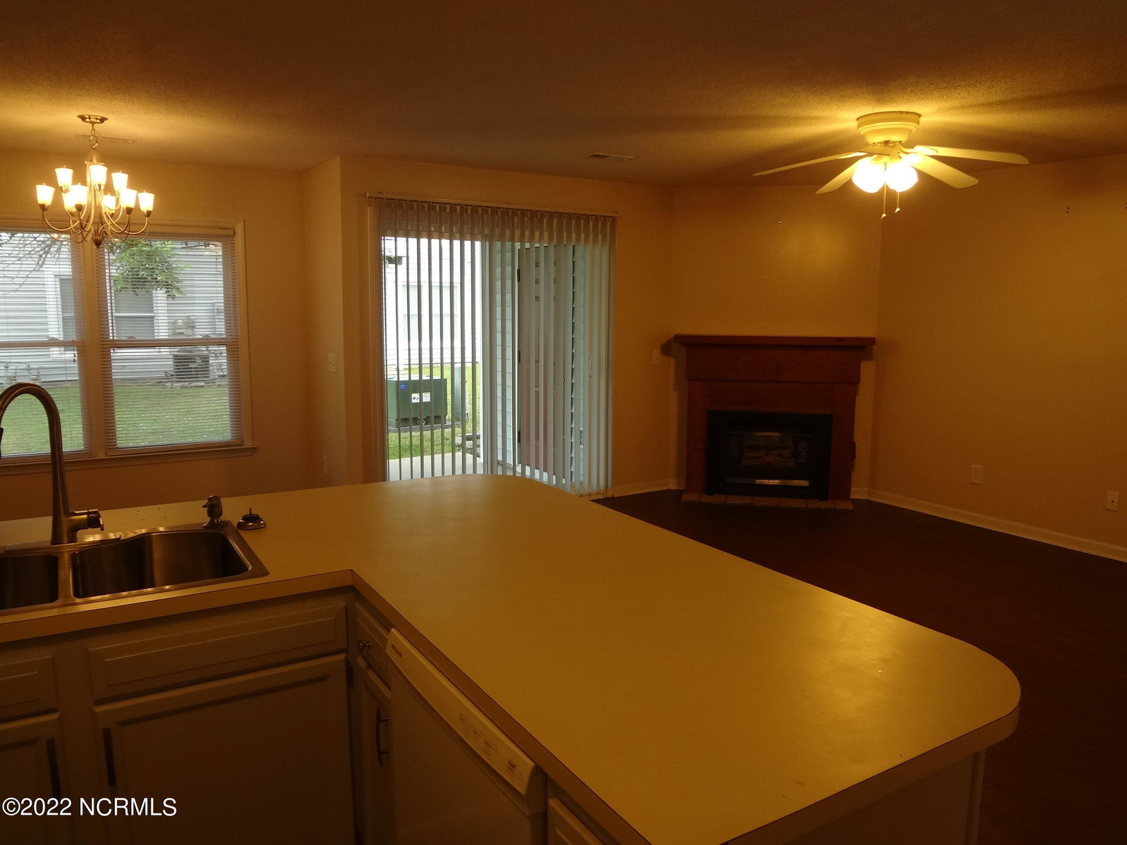 135 W Victoria Court B, Greenville, NC 27834 — photo 5