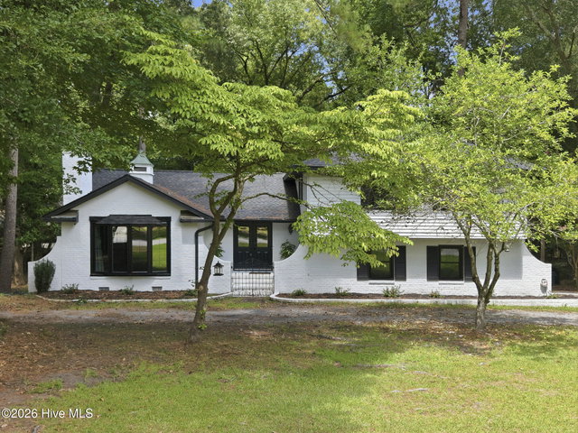 116 Oxford Road, Greenville, NC 27858