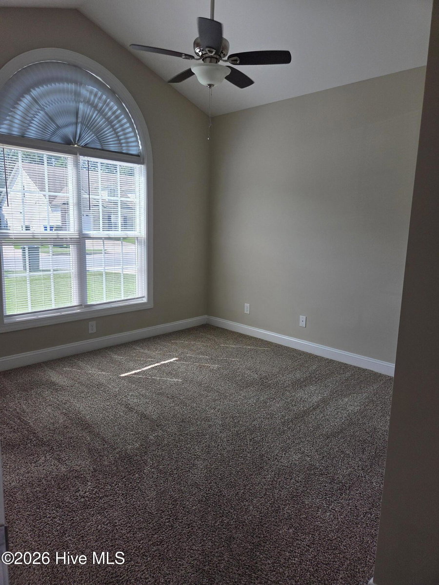 3909 Granada Drive B, Winterville, NC 28590 — photo 5