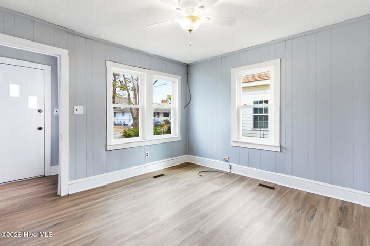 409 Perry Street, Elizabeth City, NC 27909 — photo 14
