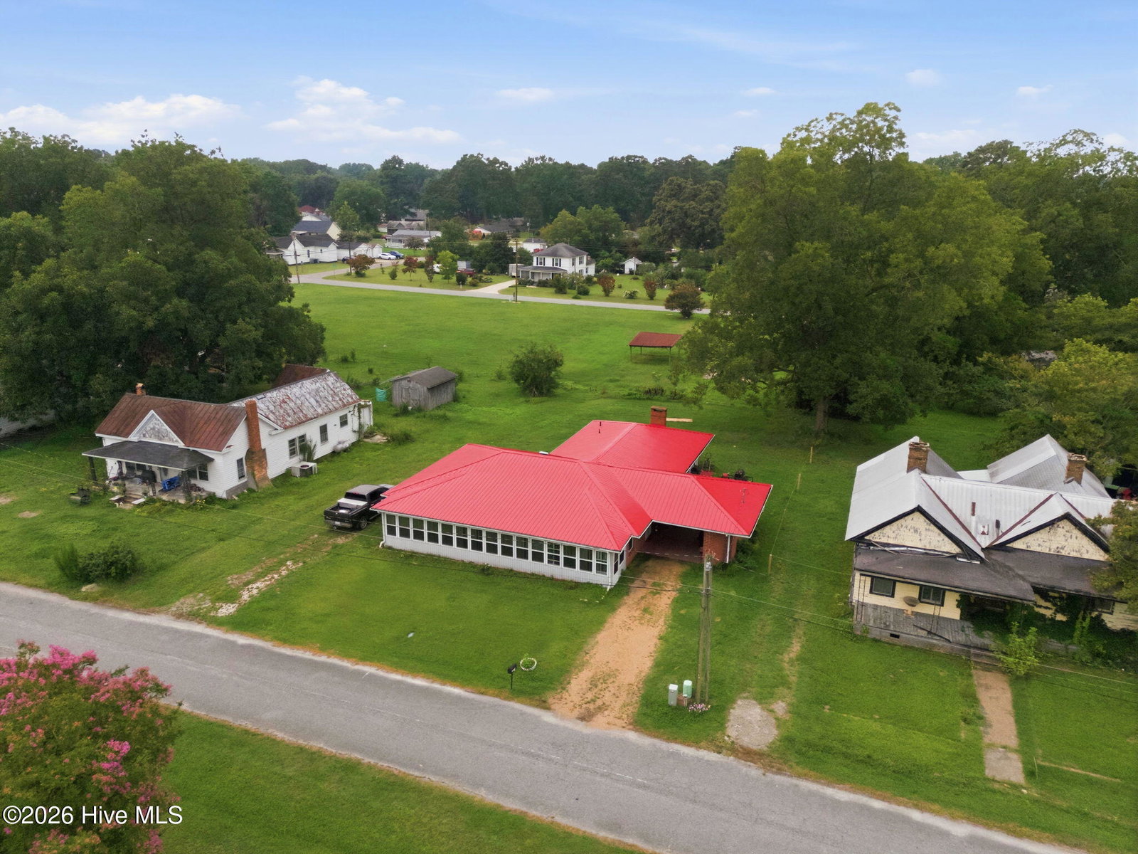 208 N West Avenue, Oak City, NC 27857 — photo 5