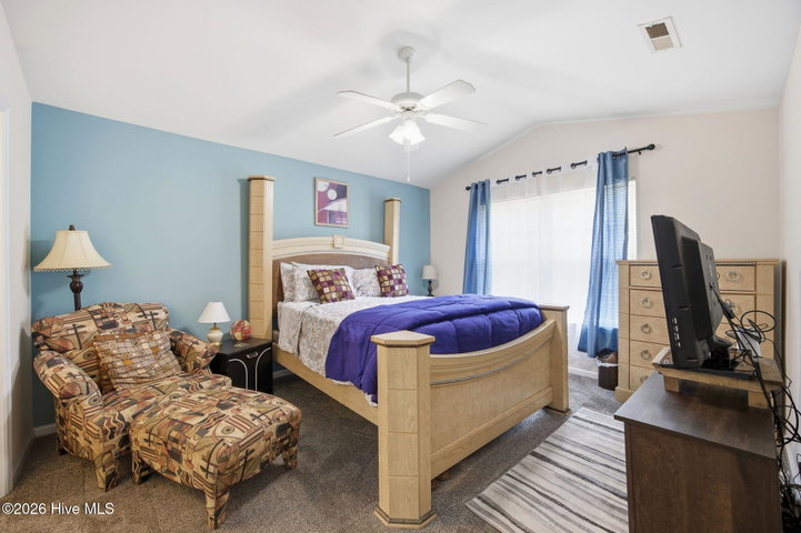 2223 Locksley Woods Drive G, Greenville, NC 27858 — photo 12
