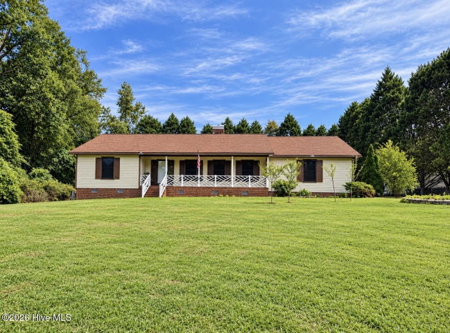 903 Tucker Road, Grimesland, NC 27837
