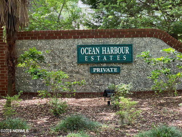 1311 19 Harbour Watch SW image