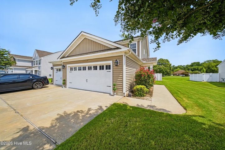 202 Spinnaker Street Unit B, Elizabeth City, NC 27909
