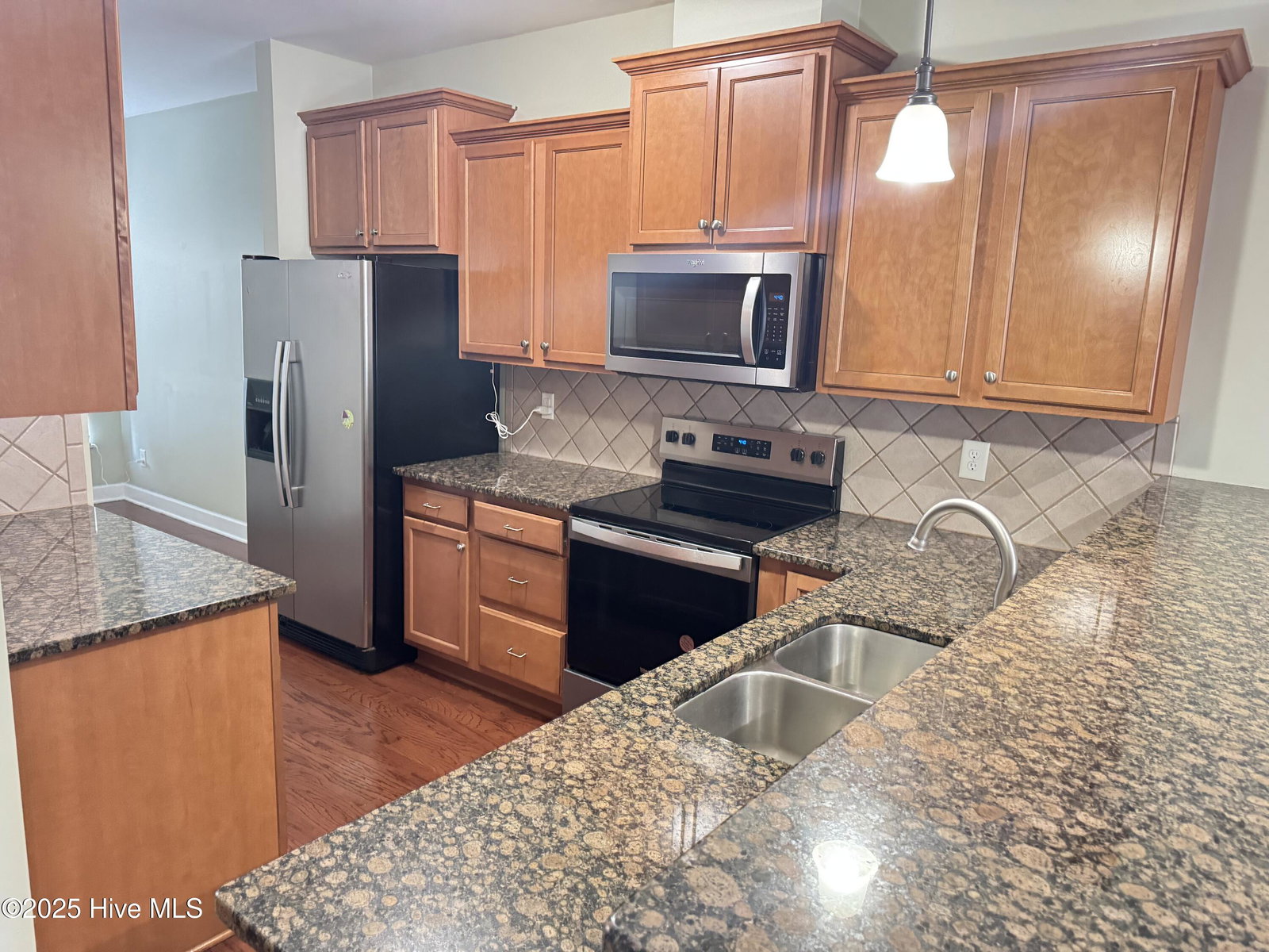1801 Fox Den Way 2, Greenville, NC 27858 — photo 4