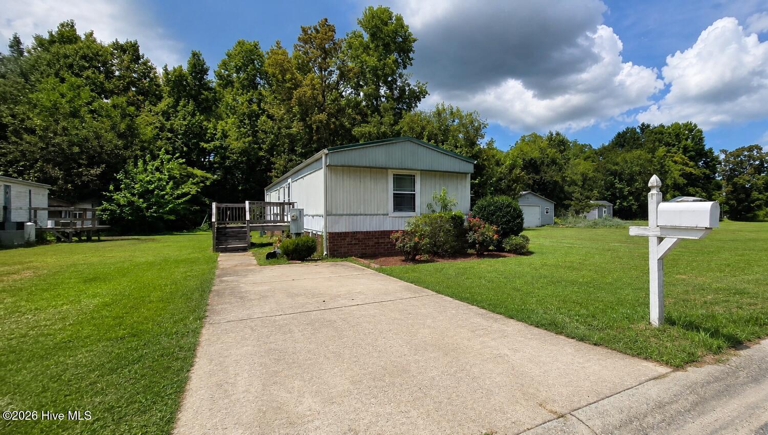 5930 Hibernia Drive, Grifton, NC 28530 — main photo