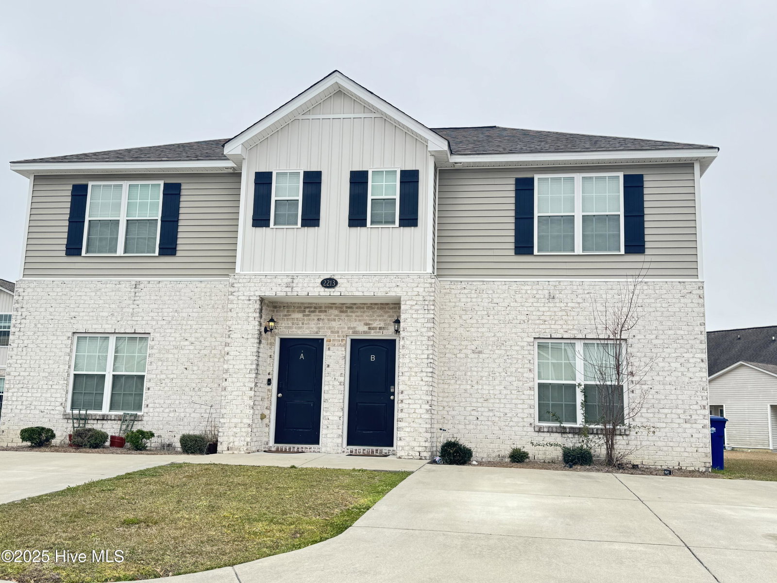 2213 Chavis Drive B, Greenville, NC 27858 — photo 2