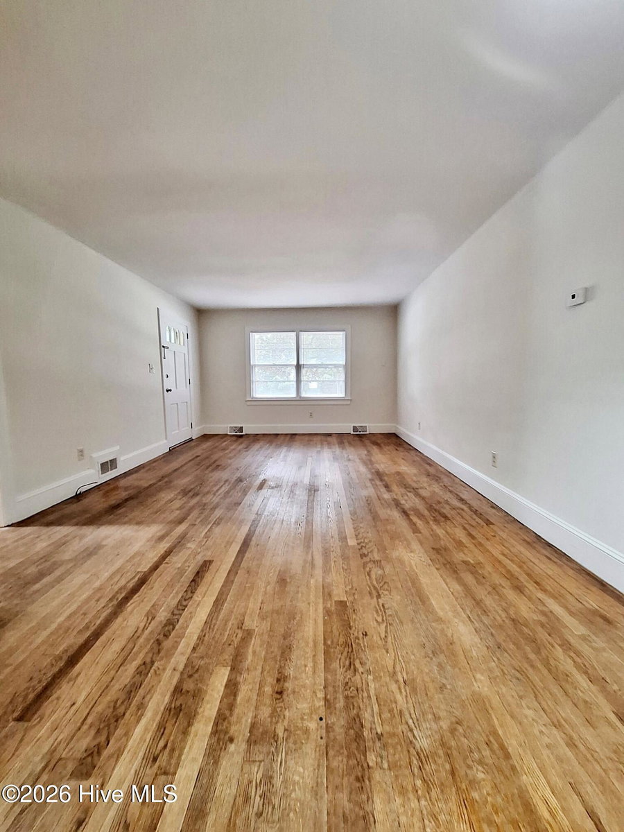 1303 E 1st Street B, Greenville, NC 27858 — photo 5