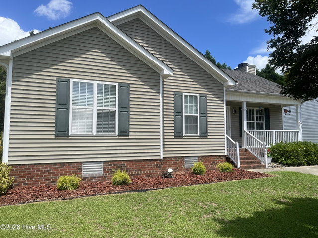 4408 Surrey Meadows Drive, Winterville, NC 28590