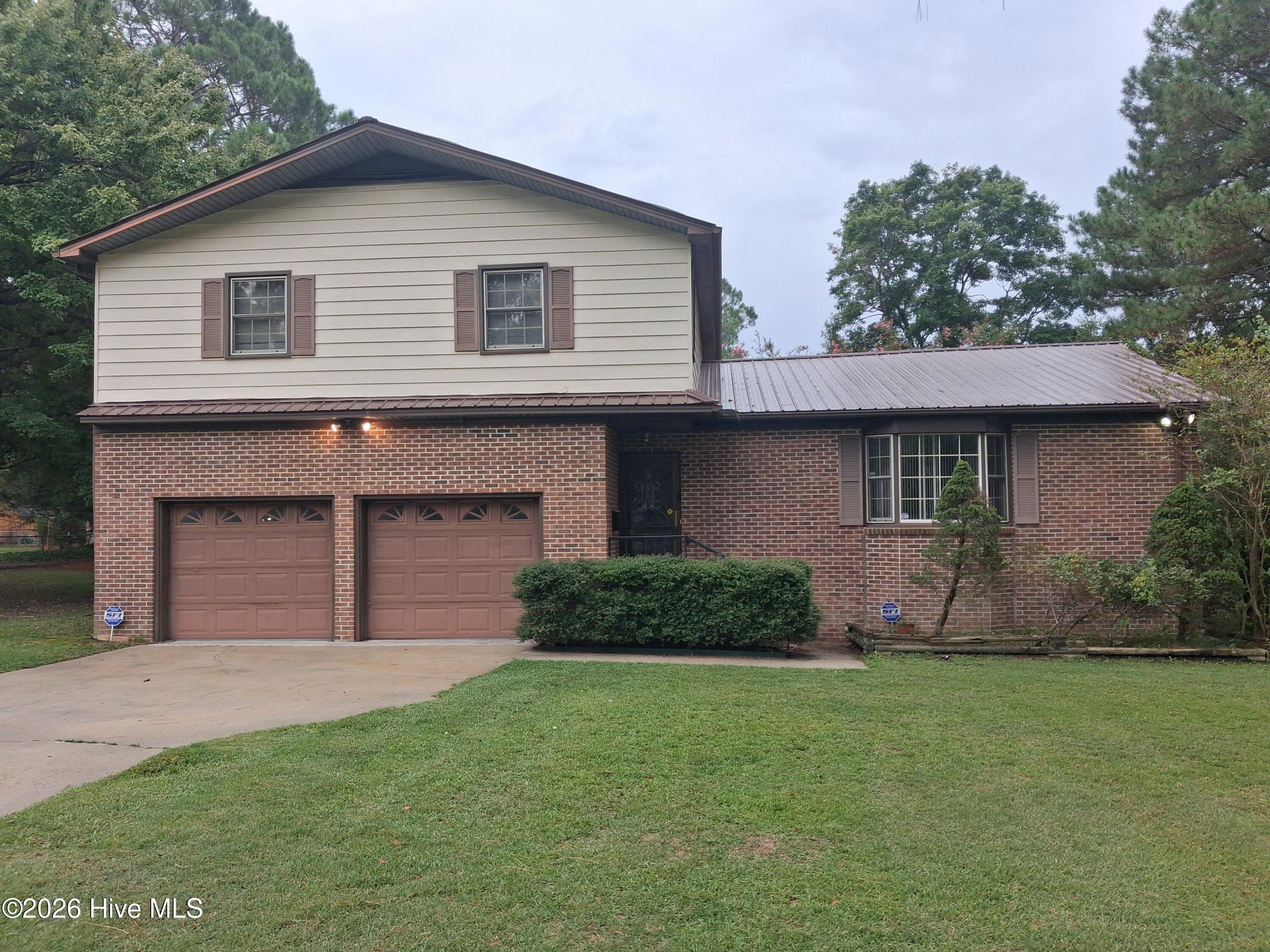 604 Eleanor Street, Greenville, NC 27858 — main photo