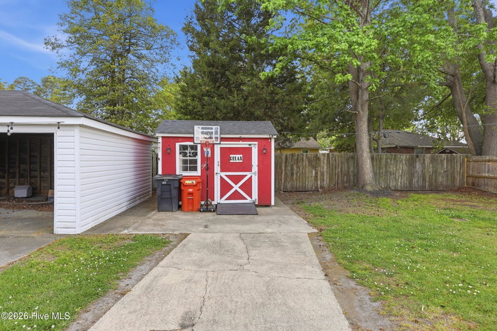 1119 W Colonial Avenue, Elizabeth City, NC 27909 — photo 21