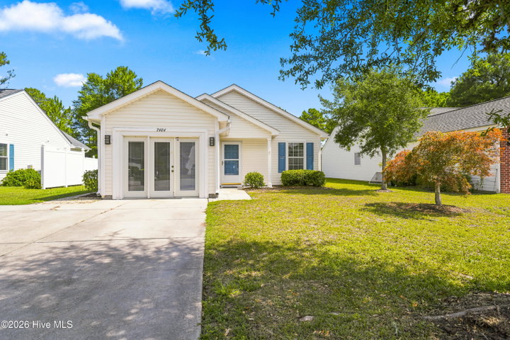 7404 Huckleberry Lane SW image