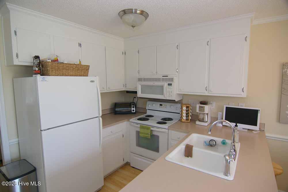 220 Lake Road B, Greenville, NC 27834 — photo 4