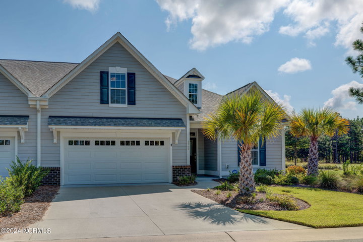 8700 Horse Nettle Drive NE photo