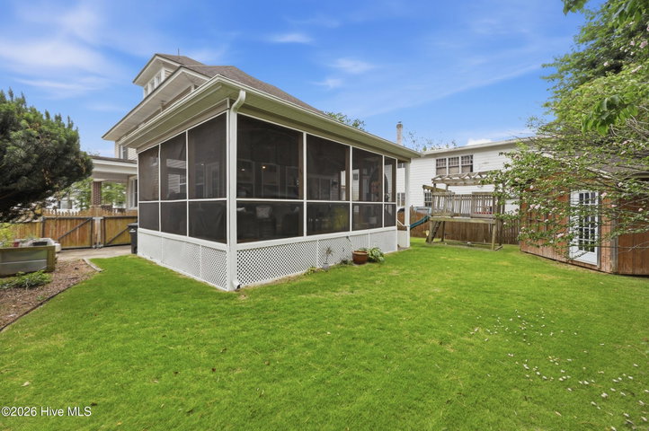 912 W Church Street, Elizabeth City, NC 27909 — photo 50