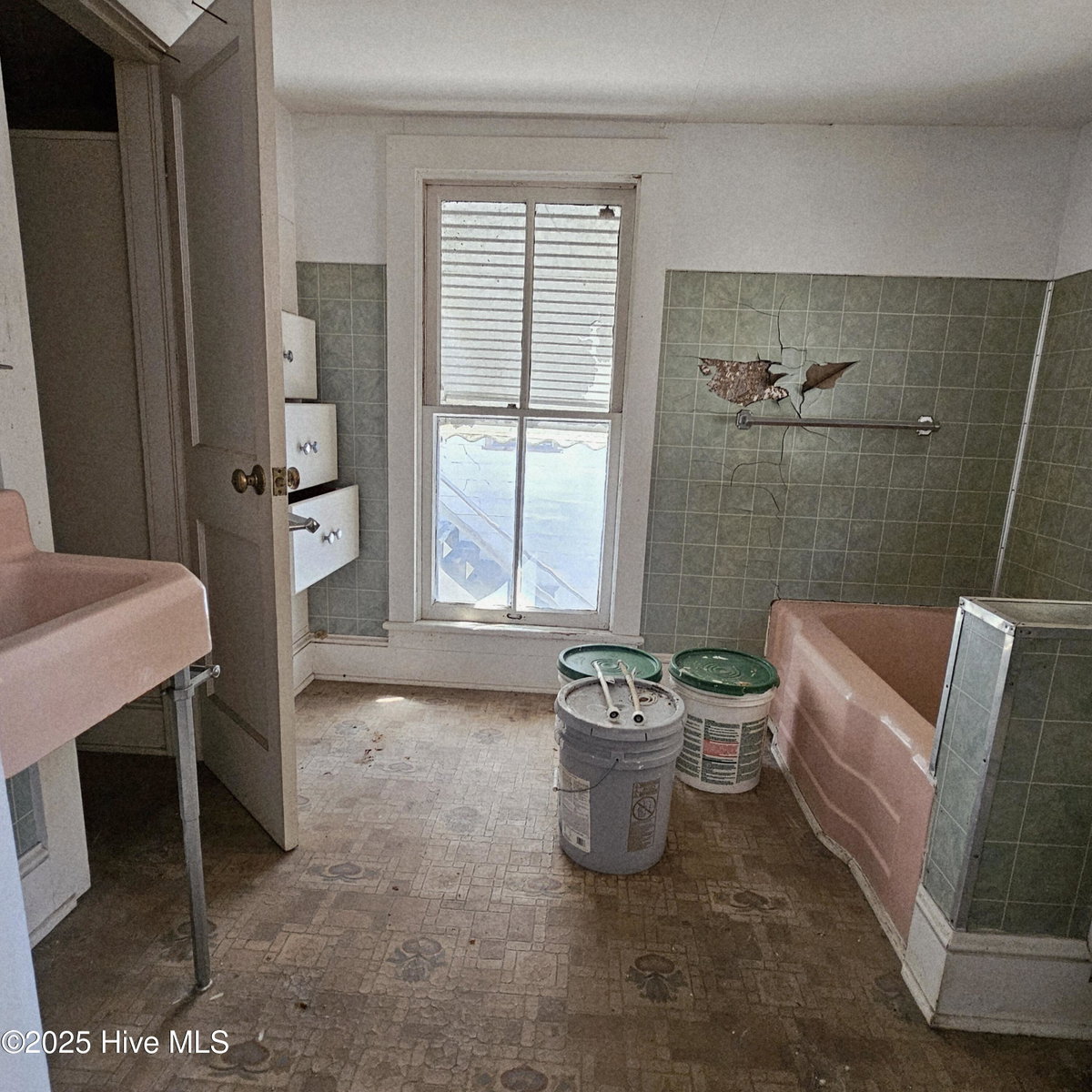 737 Riverside Avenue, Elizabeth City, NC 27909 — photo 3