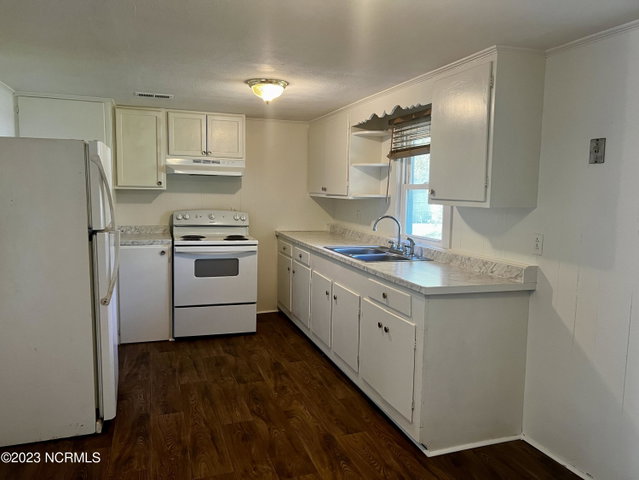 109 Burlington Drive, Elizabeth City, NC 27909 — photo 3