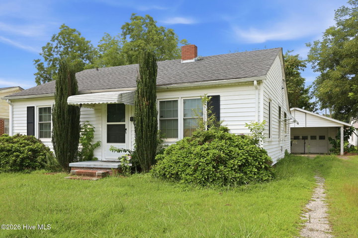 203 Fairview Street, Williamston, NC 27892 — photo 2