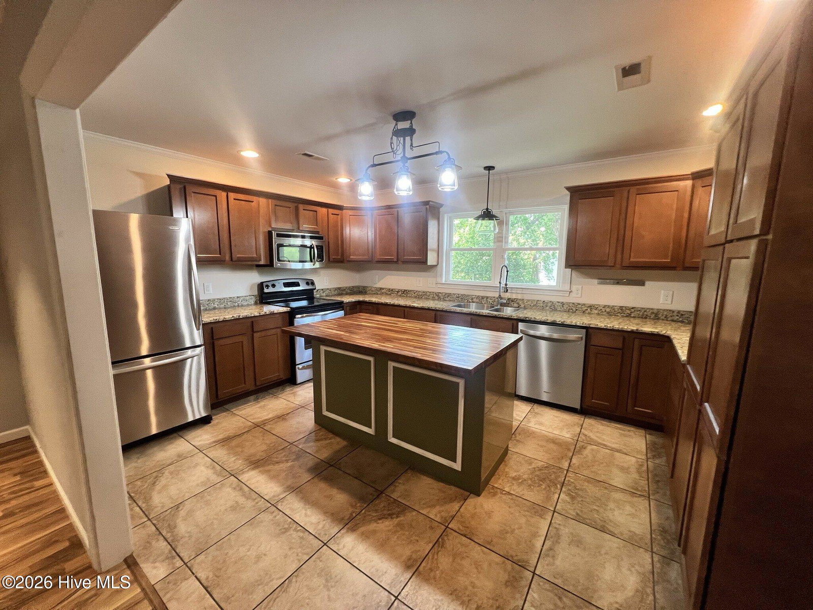 2504 Thomas Langston Road, Winterville, NC 28590 — photo 2