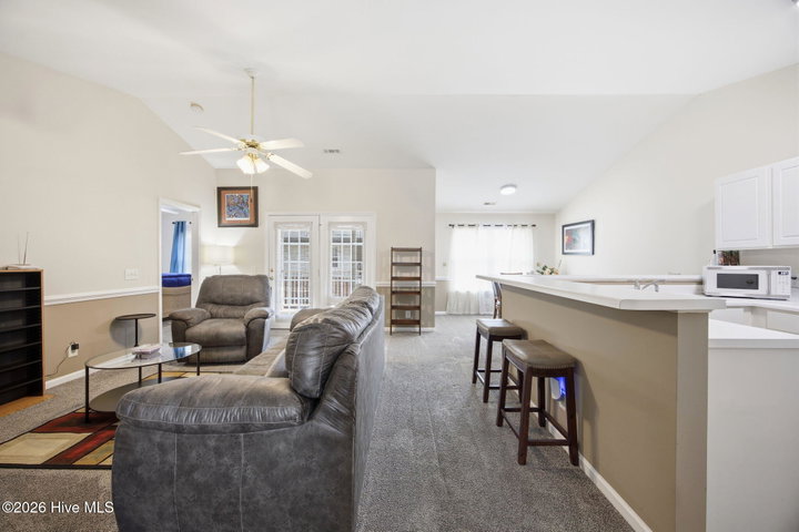 2223 Locksley Woods Drive G, Greenville, NC 27858 — photo 3