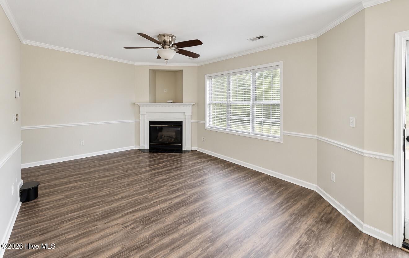 900 Spring Forest Road J10, Greenville, NC 27834 — photo 2