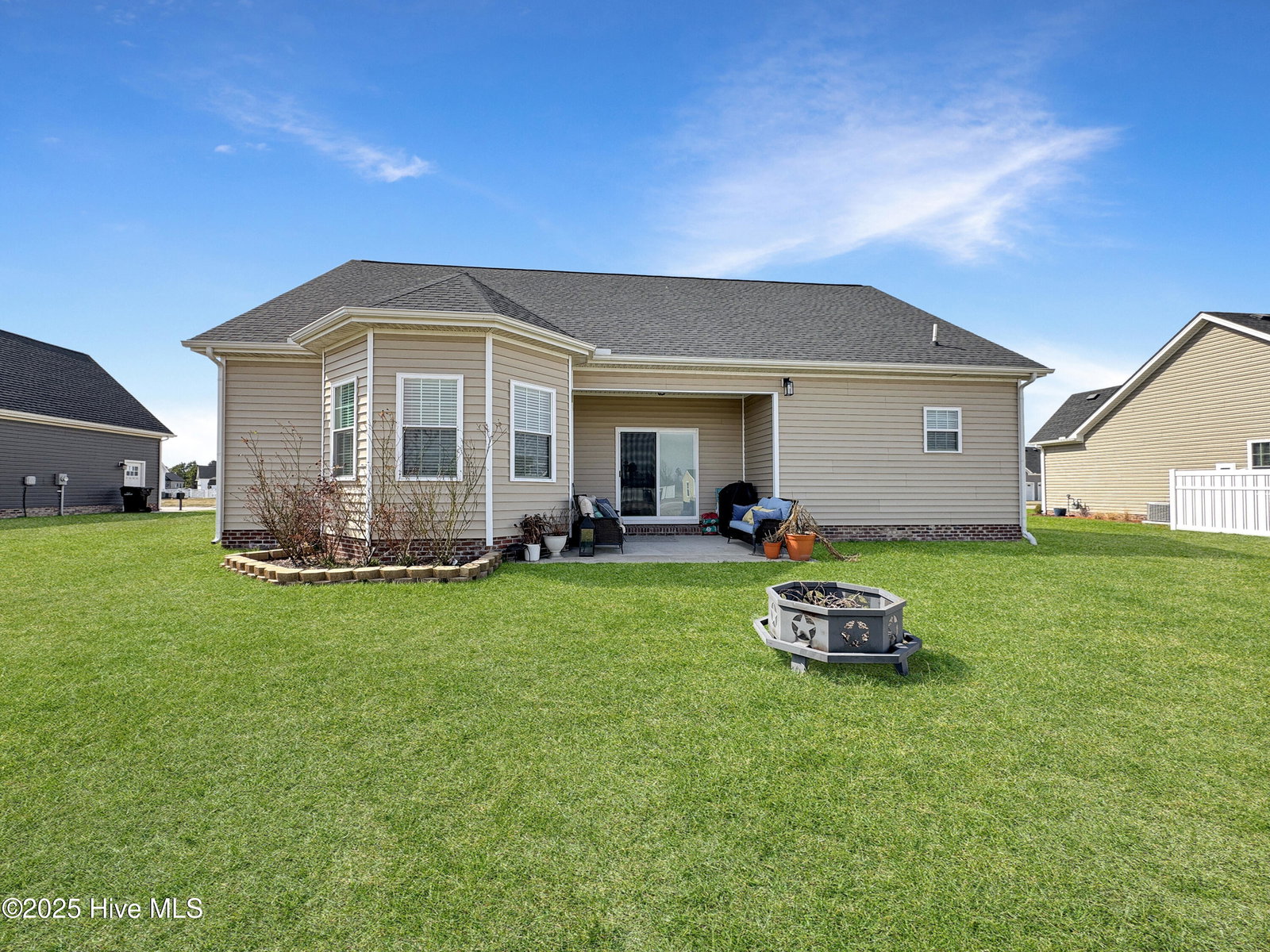 108 Staysail Drive, Elizabeth City, NC 27909 — photo 5