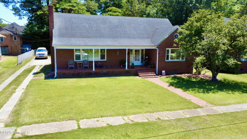 312 N West Street, Ahoskie, NC 27910