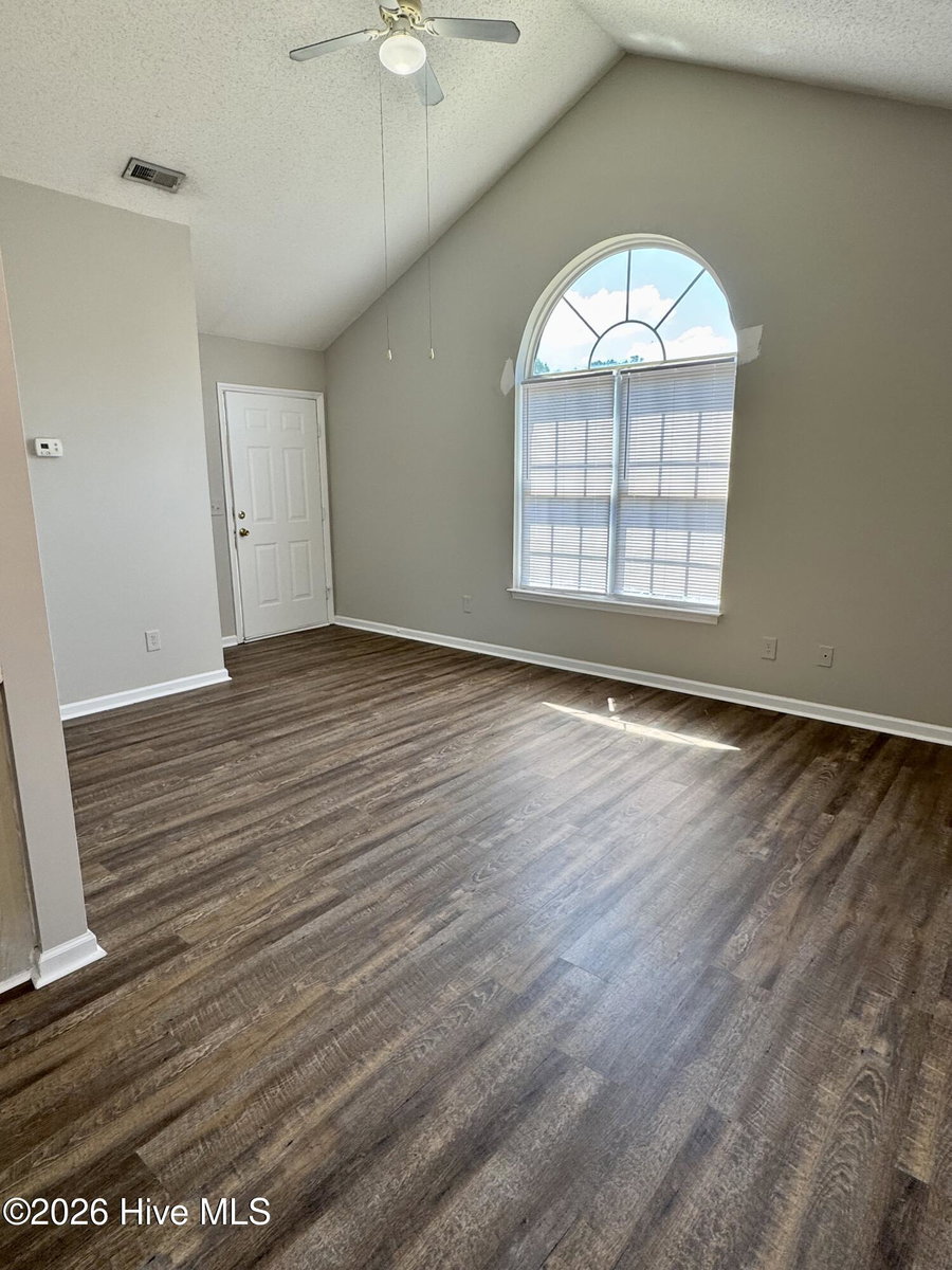 1251 Westpointe Drive 5, Greenville, NC 27834 — photo 2