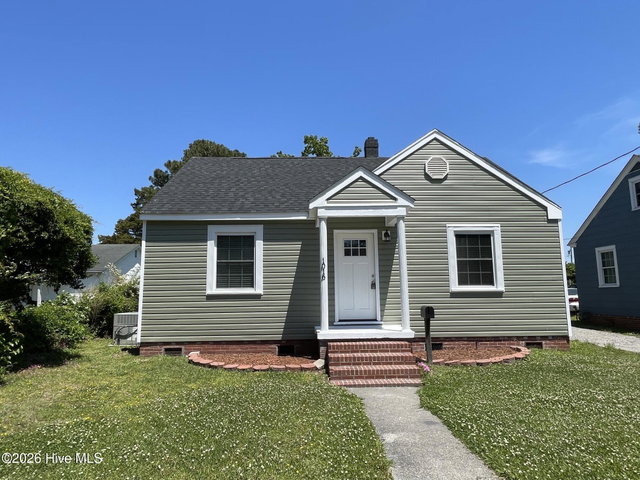 1016 Cedar Street, Elizabeth City, NC 27909