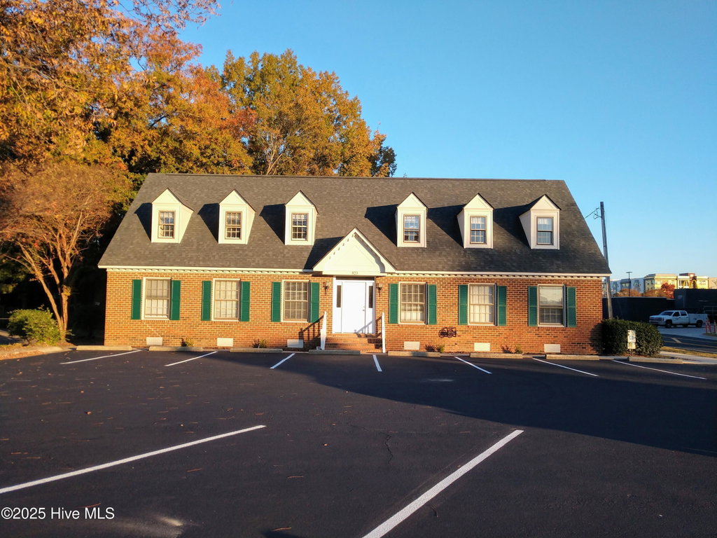823 Evans Street E, Greenville, NC 27834