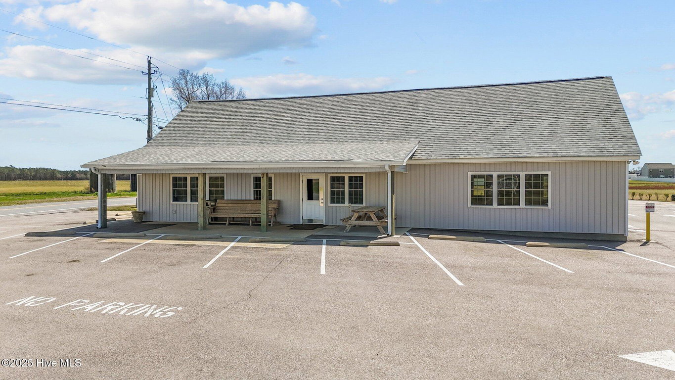 2146 Nc 102 E, Ayden, NC 28513