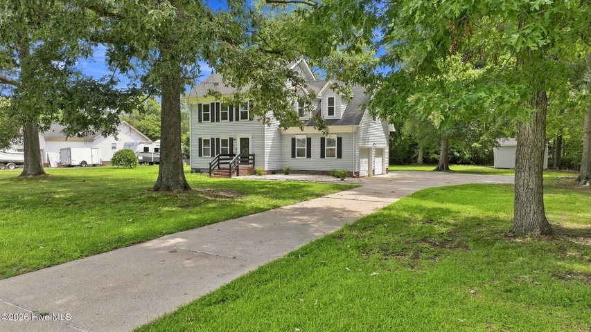 2347 Tulls Creek Road, Moyock, NC 27958