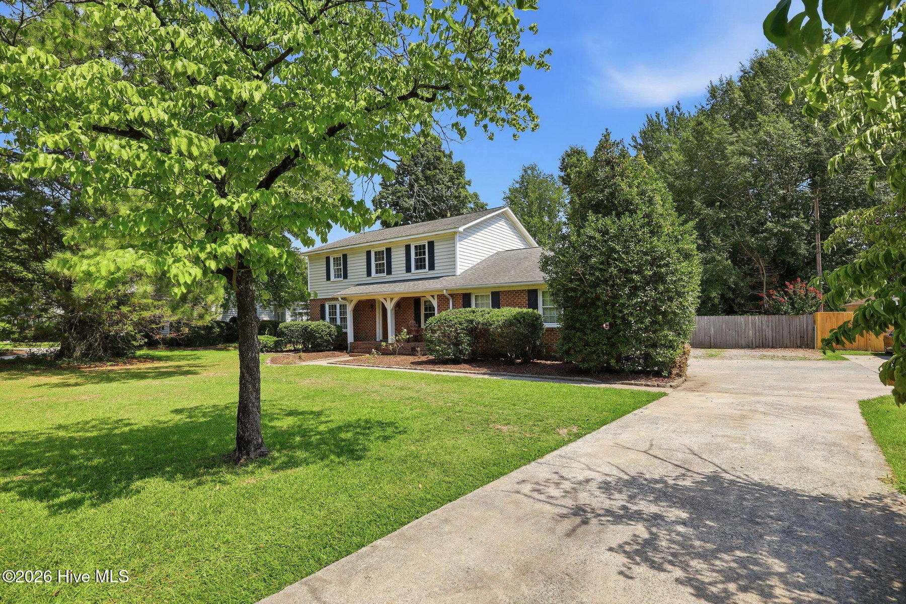 409 Oxford Road, Greenville, NC 27858 — photo 4