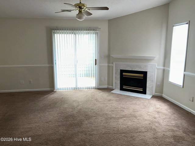 116 Breezewood Drive H, Greenville, NC 27858 — photo 2