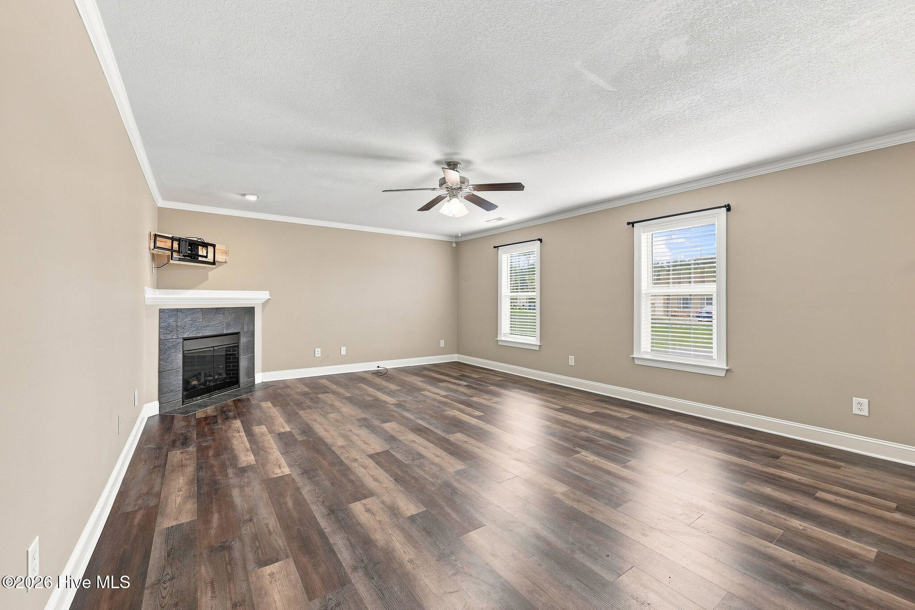 205 South Pointe Drive B, Winterville, NC 28590 — photo 4