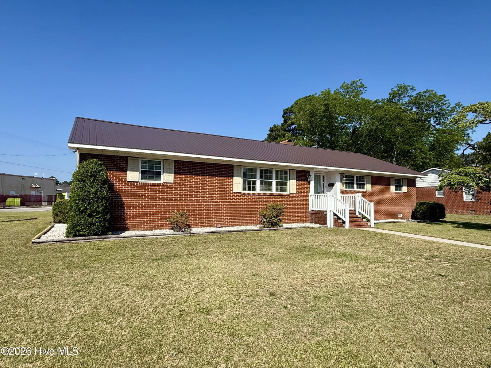 212 Sunset Drive, Williamston, NC 27892 — photo 2