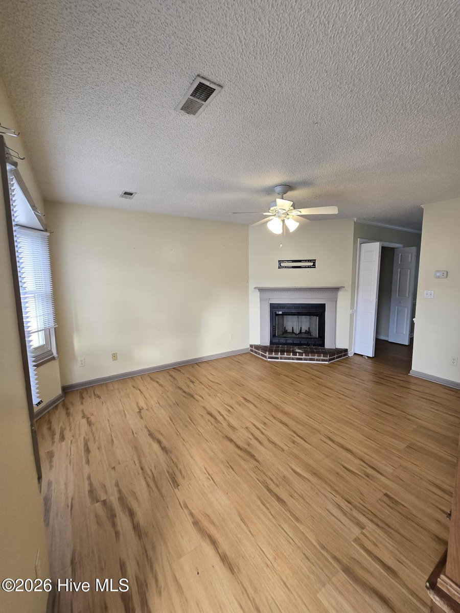 1105 Grovemont Drive C7, Greenville, NC 27834 — photo 2