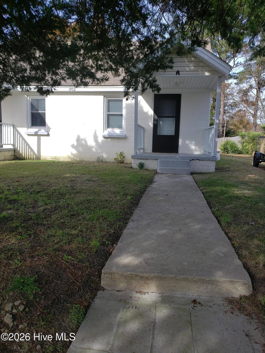 1902 Myrtle Street A, Greenville, NC 27834 — photo 2