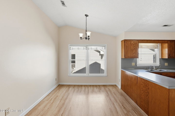 123 W Victoria Court F, Greenville, NC 27834 — photo 11