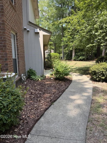 812 Hidden Branches Close, Winterville, NC 28590 — photo 2