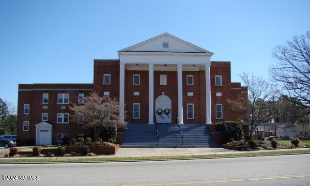 338 Roanoke Avenue, Roanoke Rapids, NC 27870