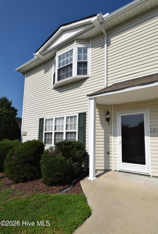 2380 Vineyard Drive J1, Winterville, NC 28590
