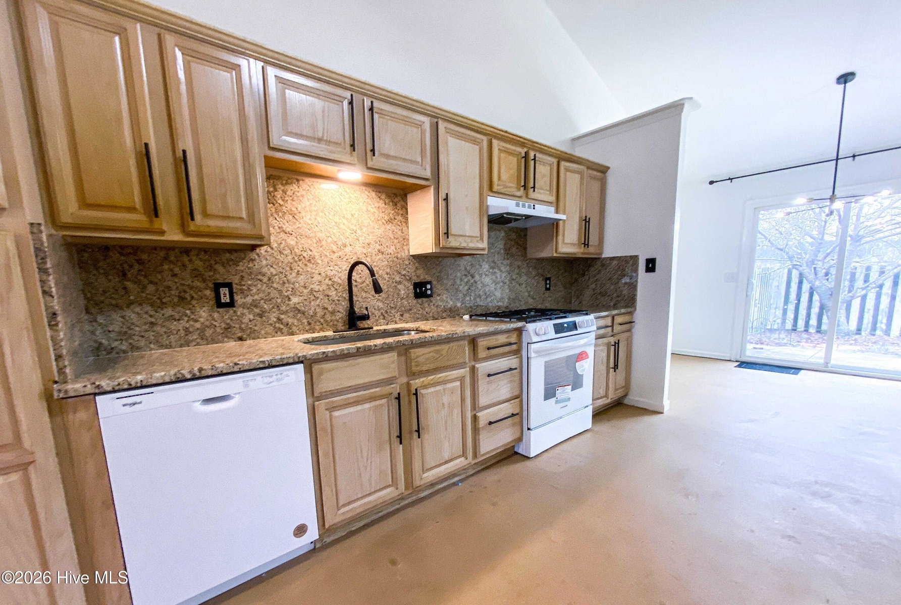 1206 Peyton Circle B, Greenville, NC 27834 — photo 5