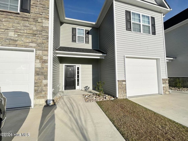 2005 Newbury Way B, Greenville, NC 27834