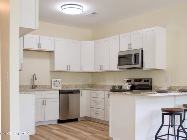 227 Hammond Street, Winterville, NC 28590 — photo 4
